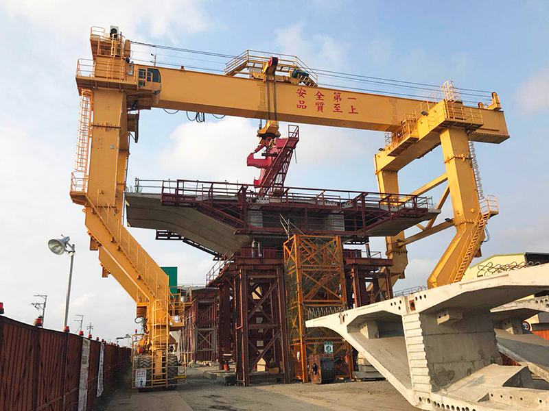 Rubber Tyred Gantry Crane for Construction